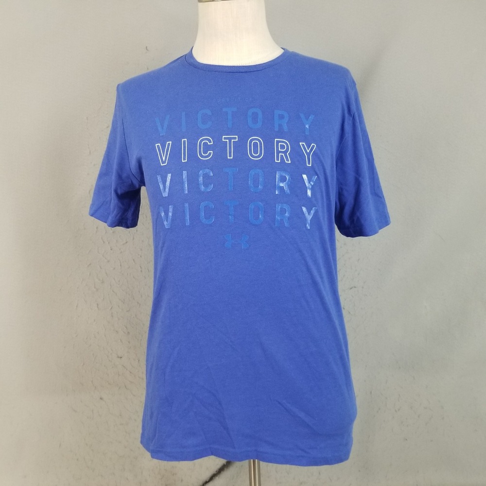 Under Armour T Shirt Mens L Blue Pursuit of Victory Graphic Loose Heatgear Tee